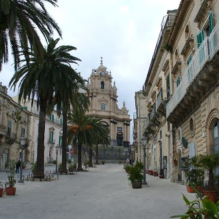 Giumbabulla Luxury House Bed & Breakfast Ragusa Dış mekan fotoğraf